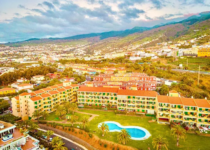 Vista Mar Azul Elegante Y Acogedor